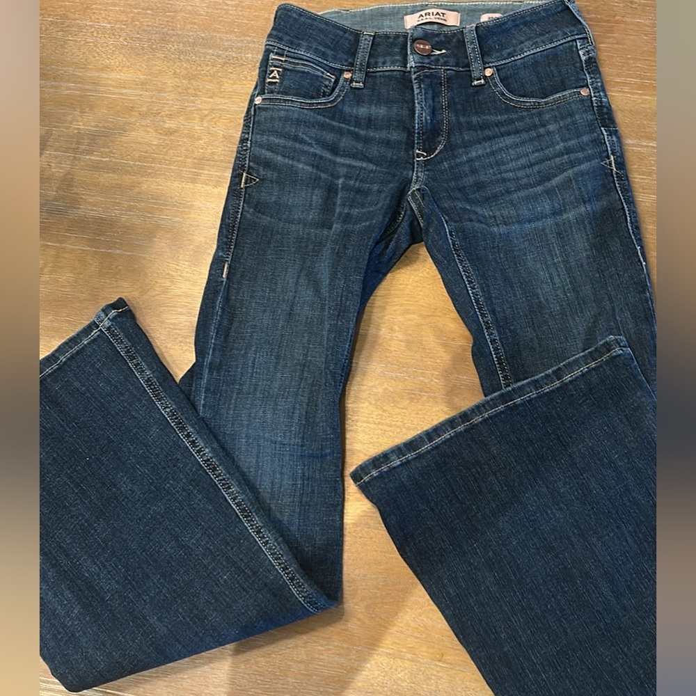 Ariat ‘perfect rise flare’ Size 25S